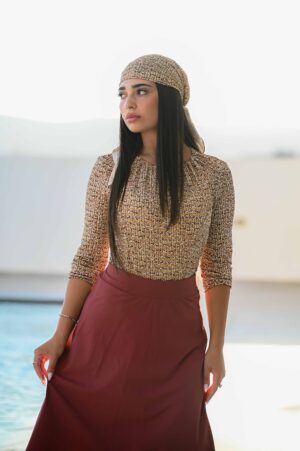 בגד גוף קשירה בהדפס בורדו-זית בשילוב חצאית A בורדו